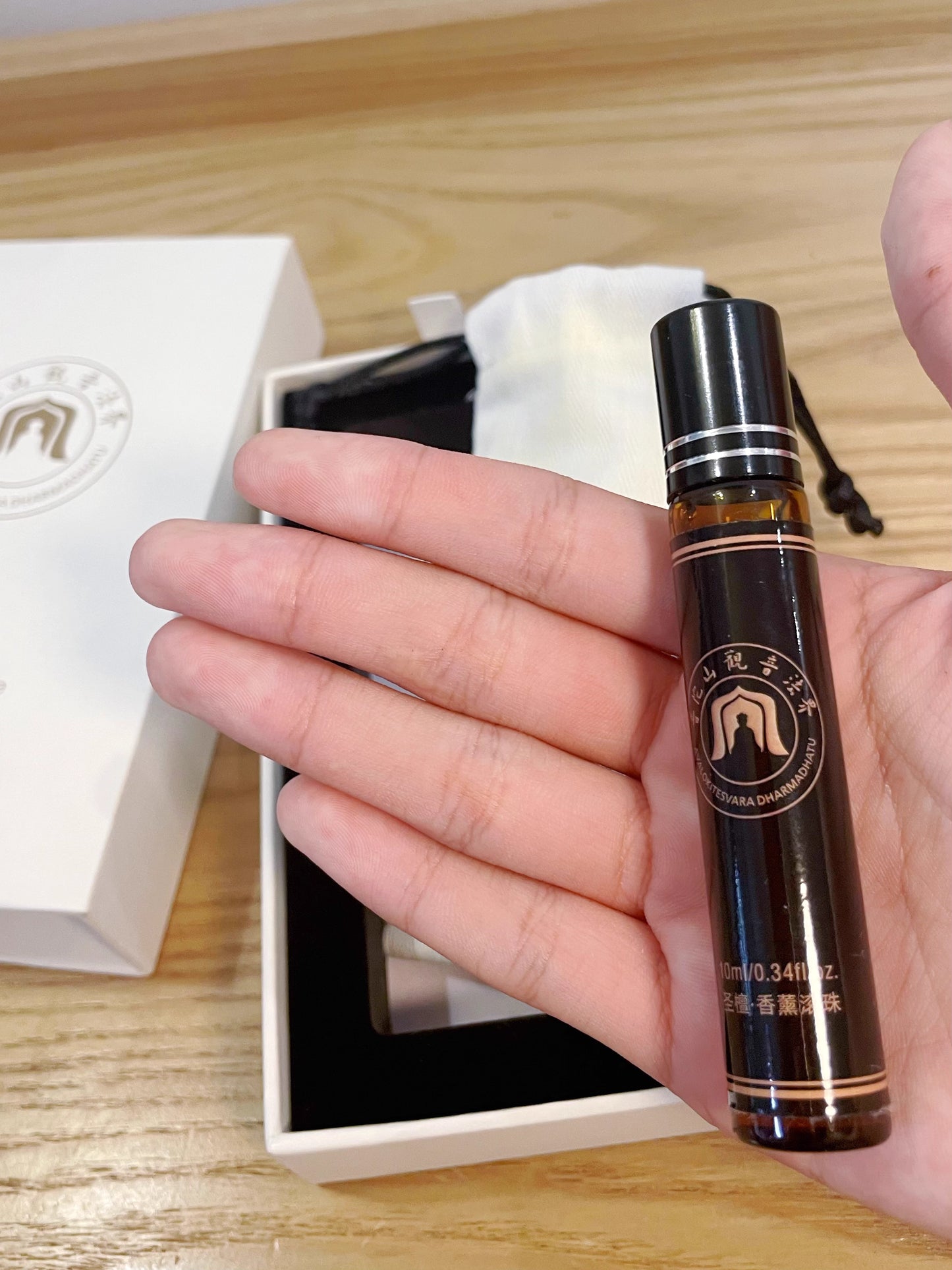 Putuoshan Guanyin Dharma Realm Sacred Sandalwood Perfume Series