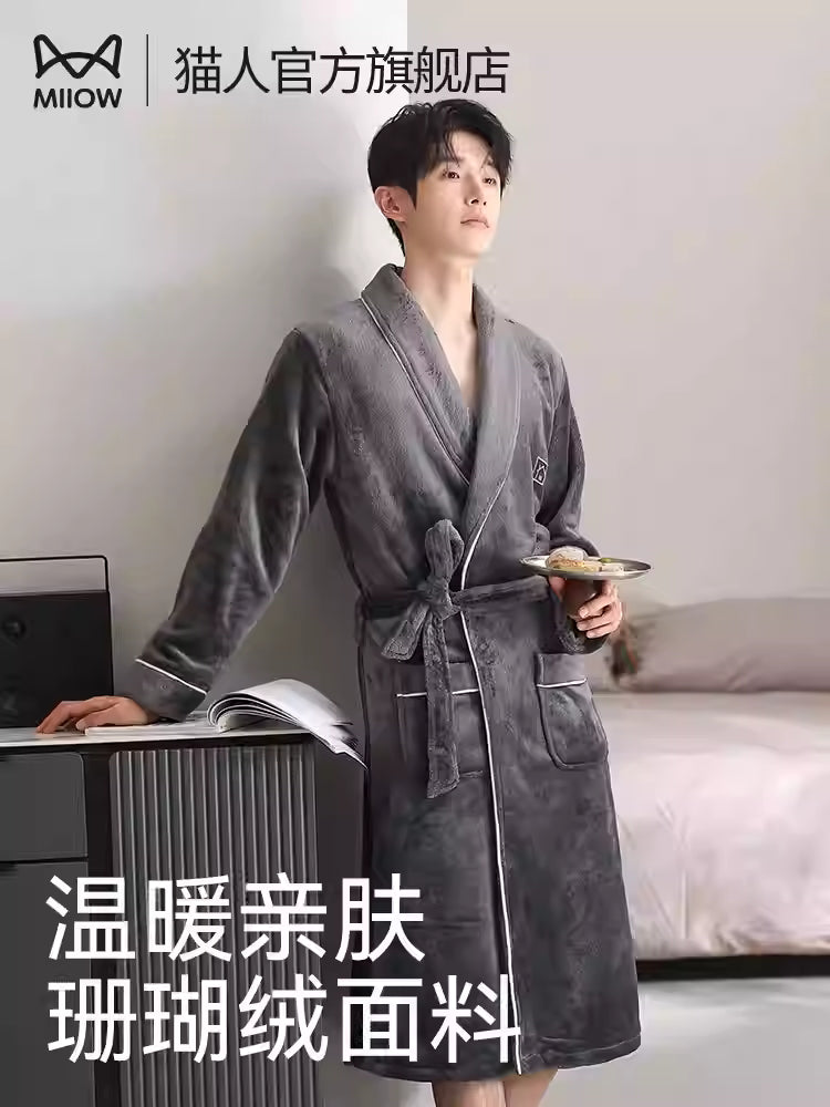 Men's nightgown 2025 new winter coral velvet plus velvet thick bathrobe men's pure color home wear pajamas