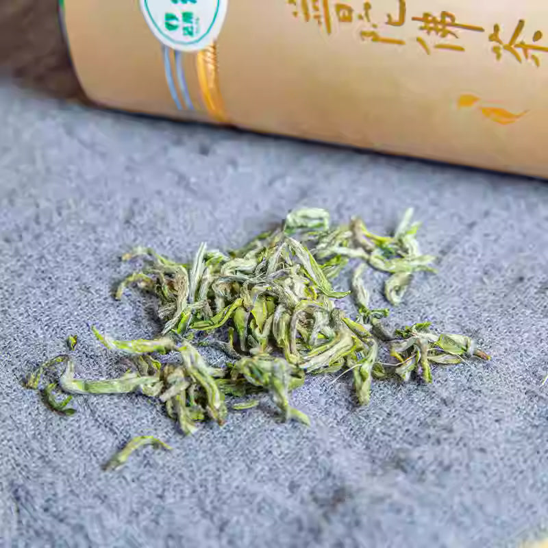 Zhoushan Putuoshan Buddha Tea Mingqian Spring Tea Sprouds New Tea Special First-Class Rain Tea Green Tea Canned Tea